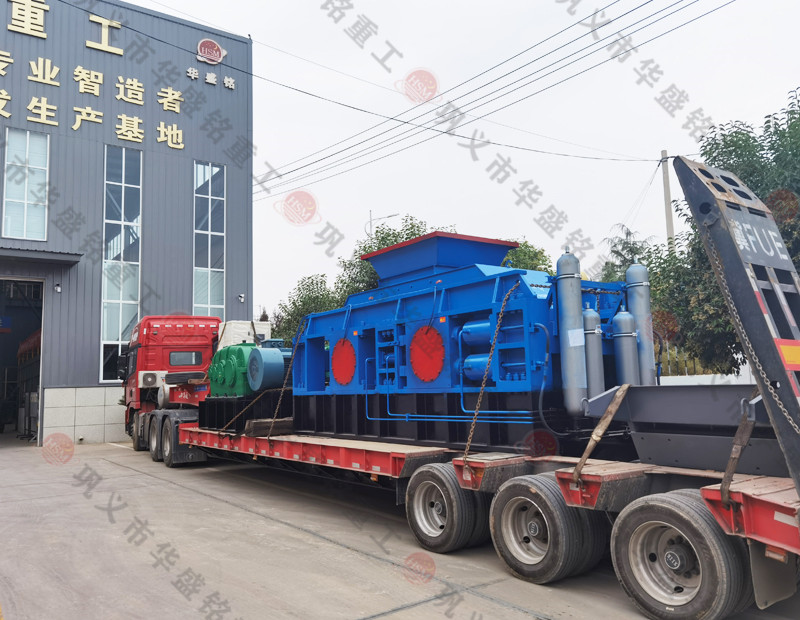 河南對輥制砂機廠家發(fā)貨現場