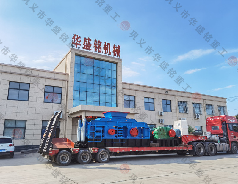 鄭州對輥破碎機廠家發(fā)貨現場